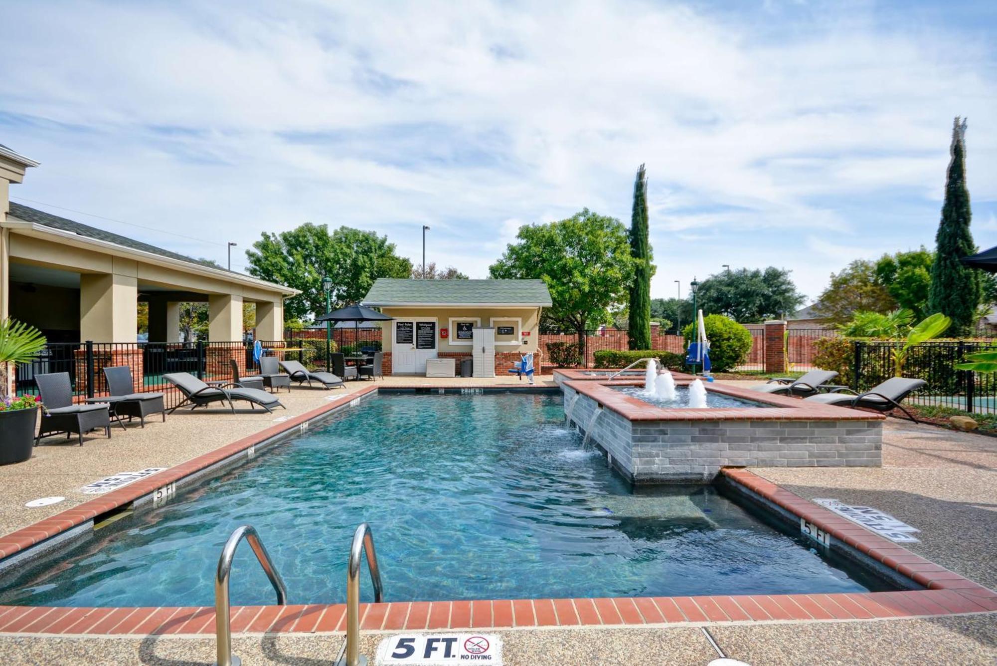 Homewood Suites By Hilton Dallas-Lewisville Exterior photo
